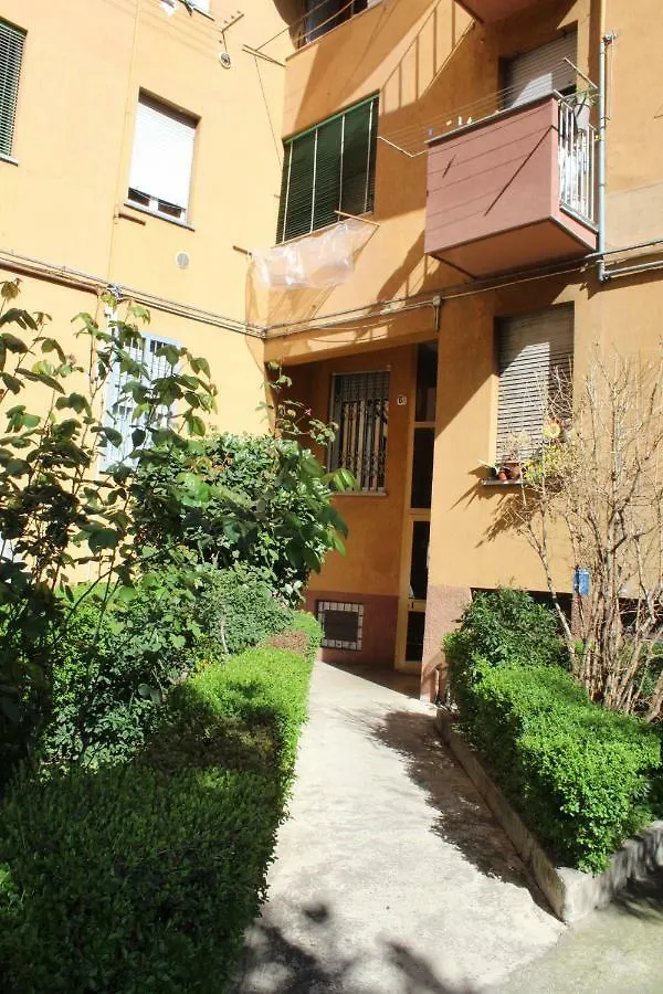 Apartment via Treviso 6 Milano